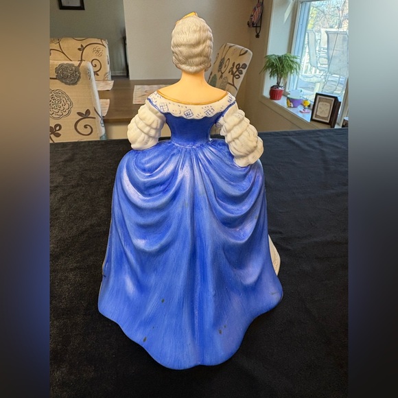 Franklin Mint Cathrine The Great Figurine / Porcelain Rococo Collectible - Picture 5 of 10